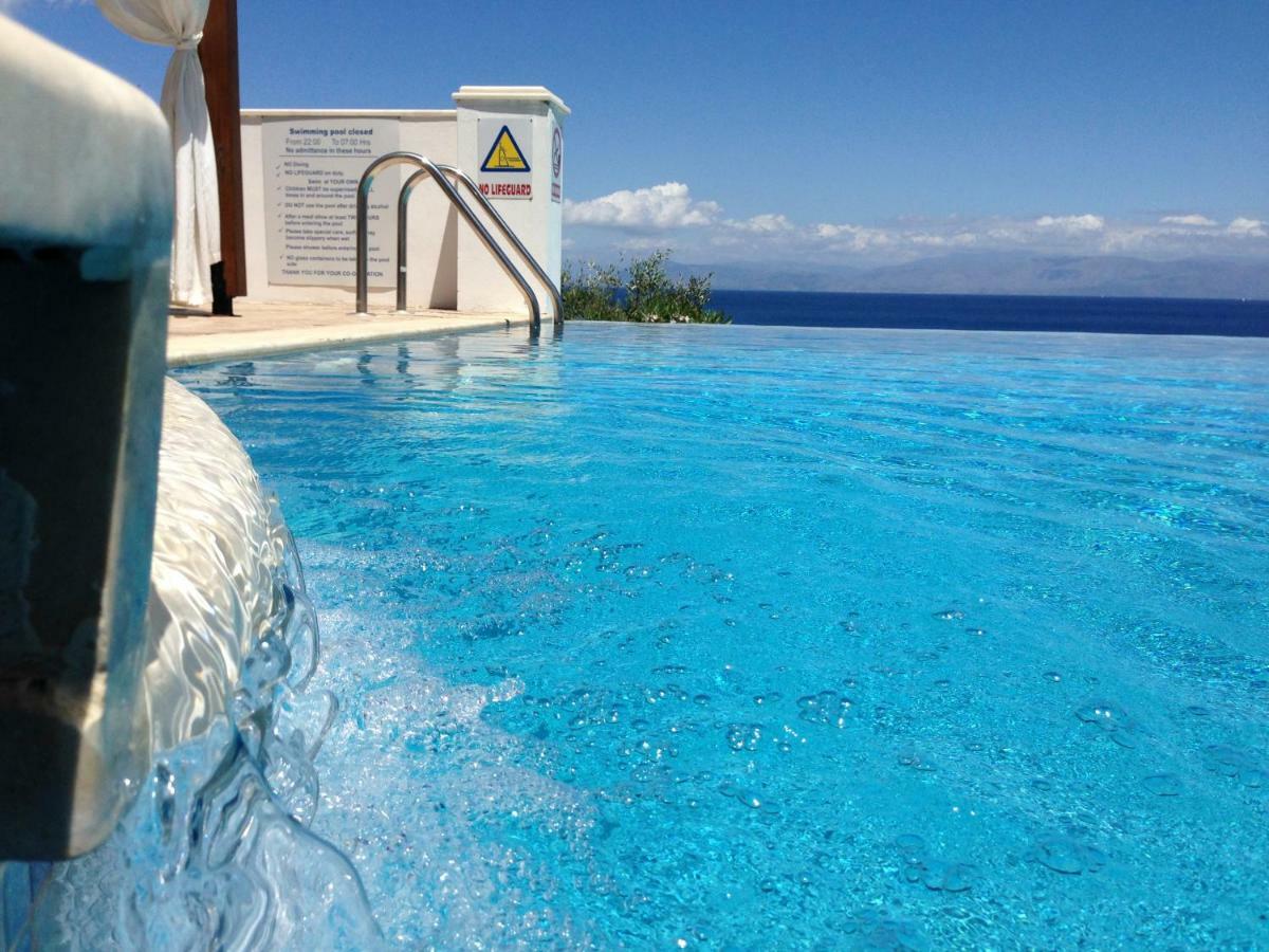מסונגי Ionian Pearl Luxury Spa Villa מראה חיצוני תמונה