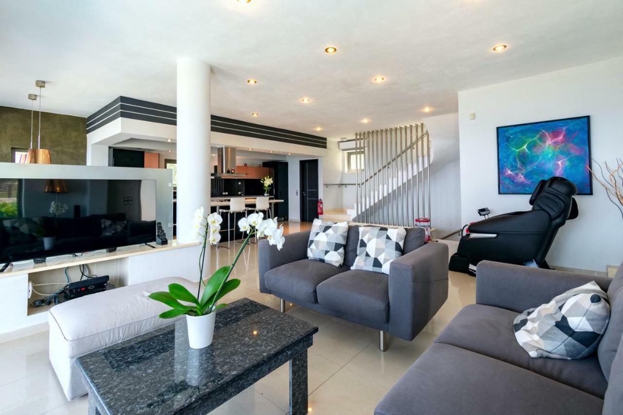 מסונגי Ionian Pearl Luxury Spa Villa מראה חיצוני תמונה