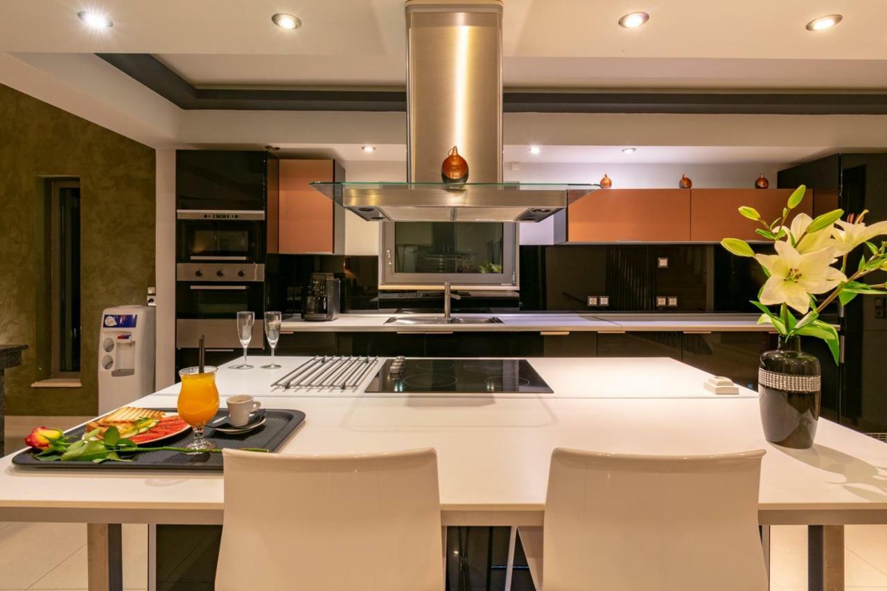 מסונגי Ionian Pearl Luxury Spa Villa מראה חיצוני תמונה