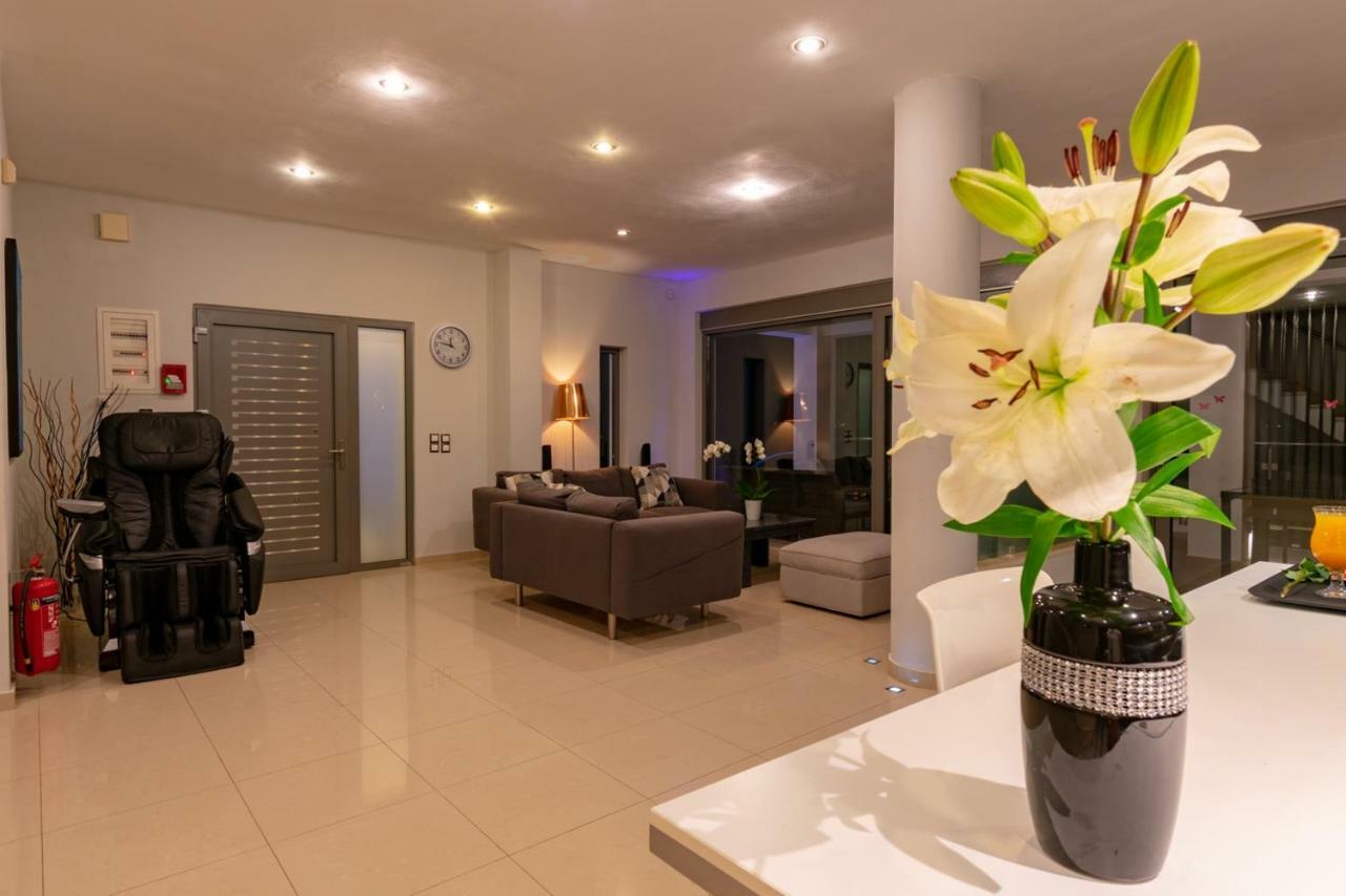 מסונגי Ionian Pearl Luxury Spa Villa מראה חיצוני תמונה